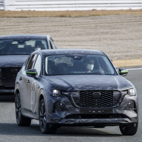  テストコース試乗と工場見学をメインにした1泊2日の特別プログラム、「マツダ体験会」｜ENGINE Premium Club